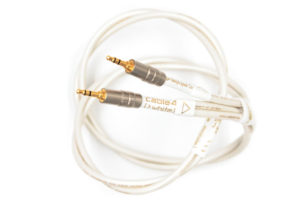 cable4-White-MOBILE-3-5mm-3-5-mm - High-Endový trojito tienený prepojovací kábel