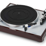 Thorens-TD-403-DD - manuálny gramofón s priamym pohonom a prenoskou Ortofon 2M Blue
