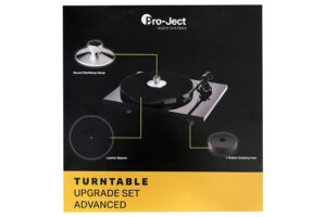 pro-ject-upgrade-set-advanced - pokročilá sada príslušenstva pre gramofón pozostávajúca z prítlačnej svorky Clamp It, koženého slipmatu Leather It a 4ks antivibračných podložiek Damp It