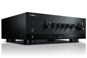 yamaha-r-n1000a - stereo receiver s rozsiahlymi možnosťami bezdrôtového streamovania v retro dizajne