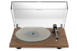 pro-ject-t2-super-phono-sumiko-rainier - manuálny gramofón s prepínateľným predzosilňovačom a predinštalovanou MM prenoskou