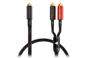 triangle-red-rca-y-subwoofer-cable - špeciálny RCA-Y kábel pre pripojenie subwoofra