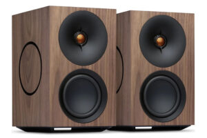 cambridge-audio-l-r-m - kompaktné aktívne stereo reproduktory s podporou multiroom streamovania, stredný model série L/R