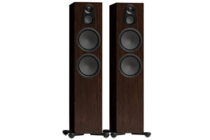 monitor-audio-silver-500-8g - Pasívne 3-pásmové stĺpové reproduktory s bass-reflex ozvučnicou