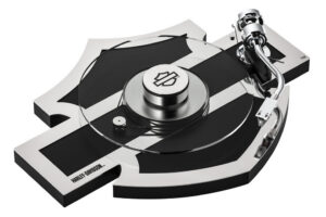 pro-ject-art-harley-davidson-limited-edition-turntable - Manuálny dvojrýchlostný gramofón s remeňovým náhonom a predinštalovanou MM prenoskou